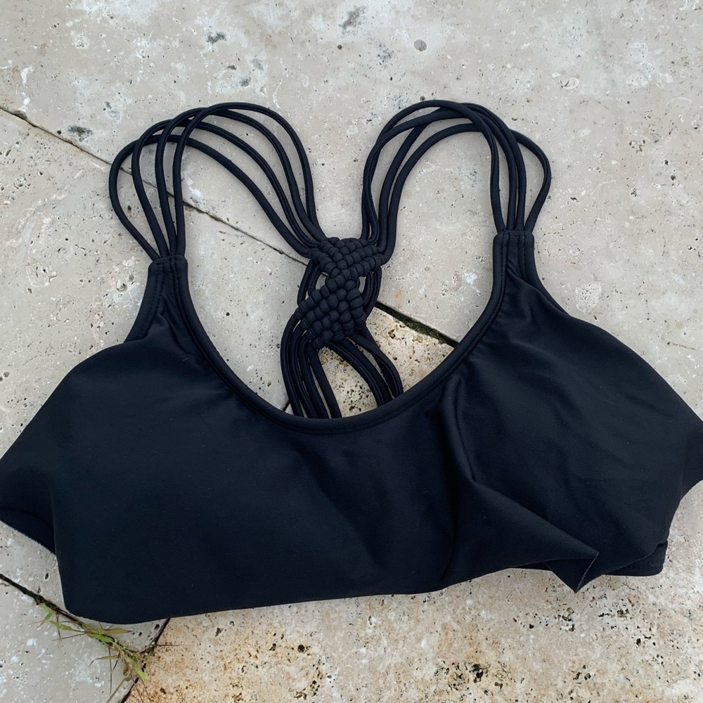 Black bikini top